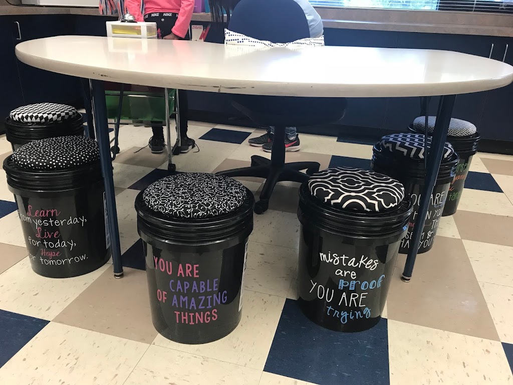 Classroom Hacks and Tips: Flexible Seating